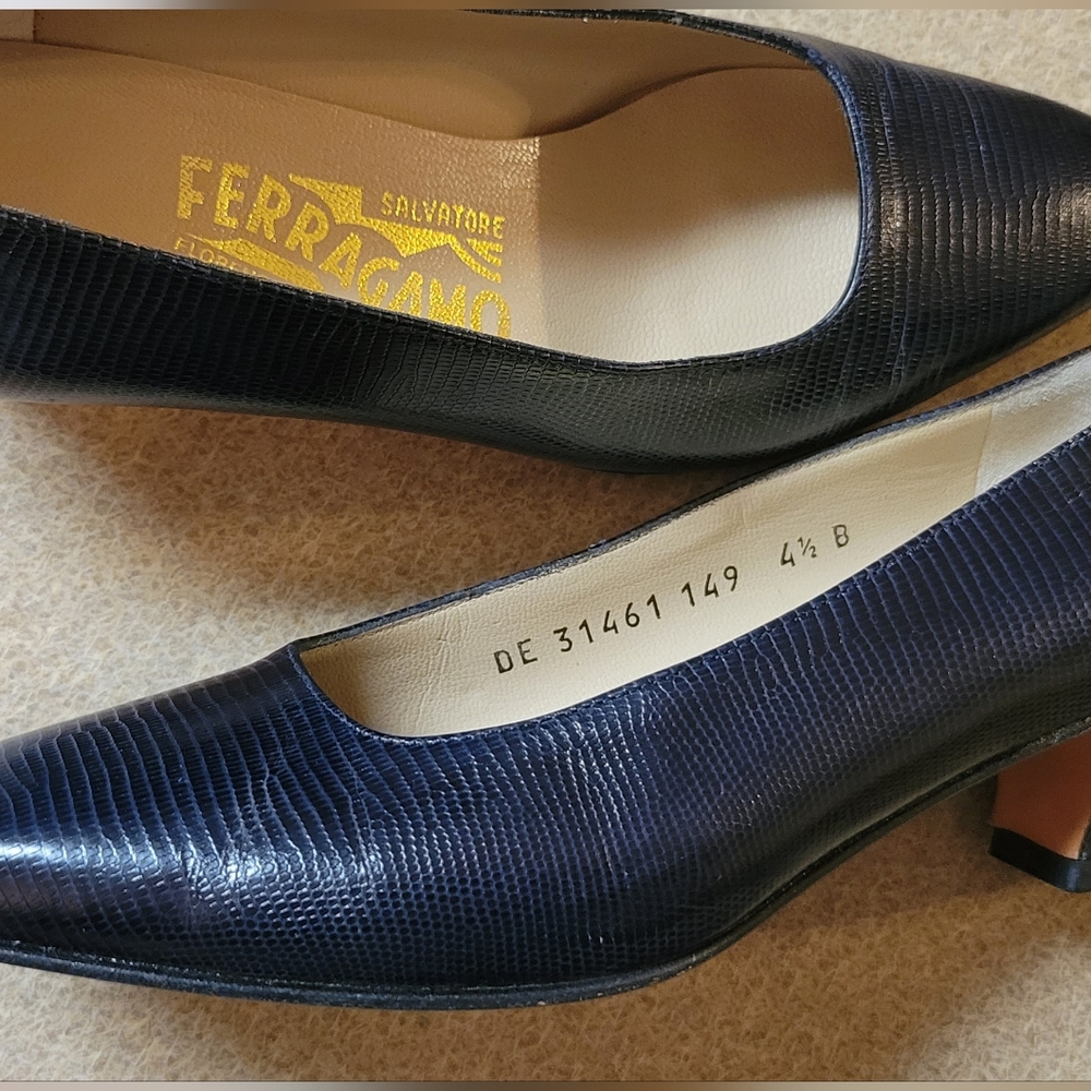 high heels - Picture 3 of 4
